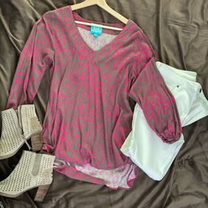 Escapada Brown pink leopard top Size Large